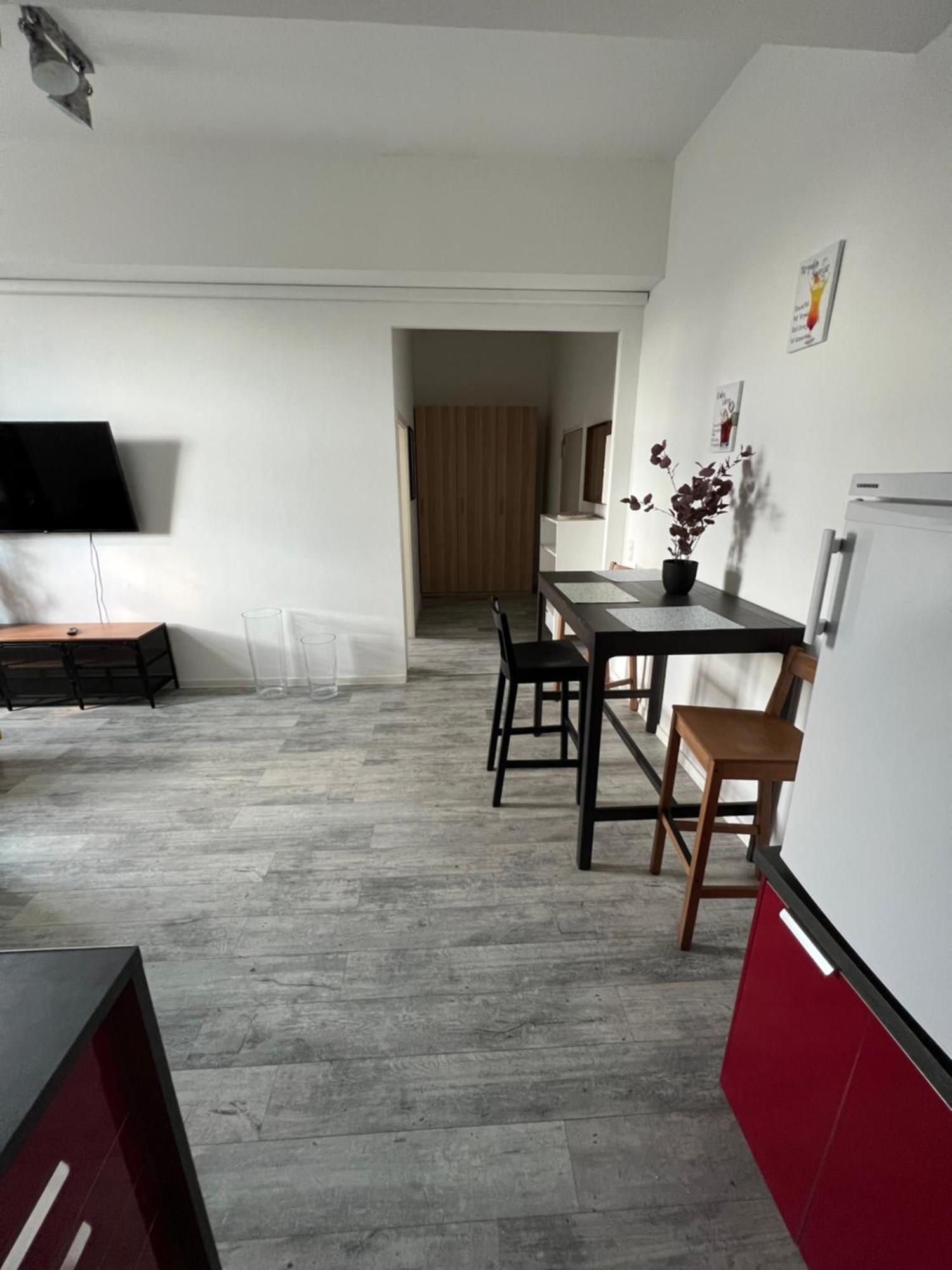 Viersen Schoene Apartments Am Duelkener Bahnhof المظهر الخارجي الصورة