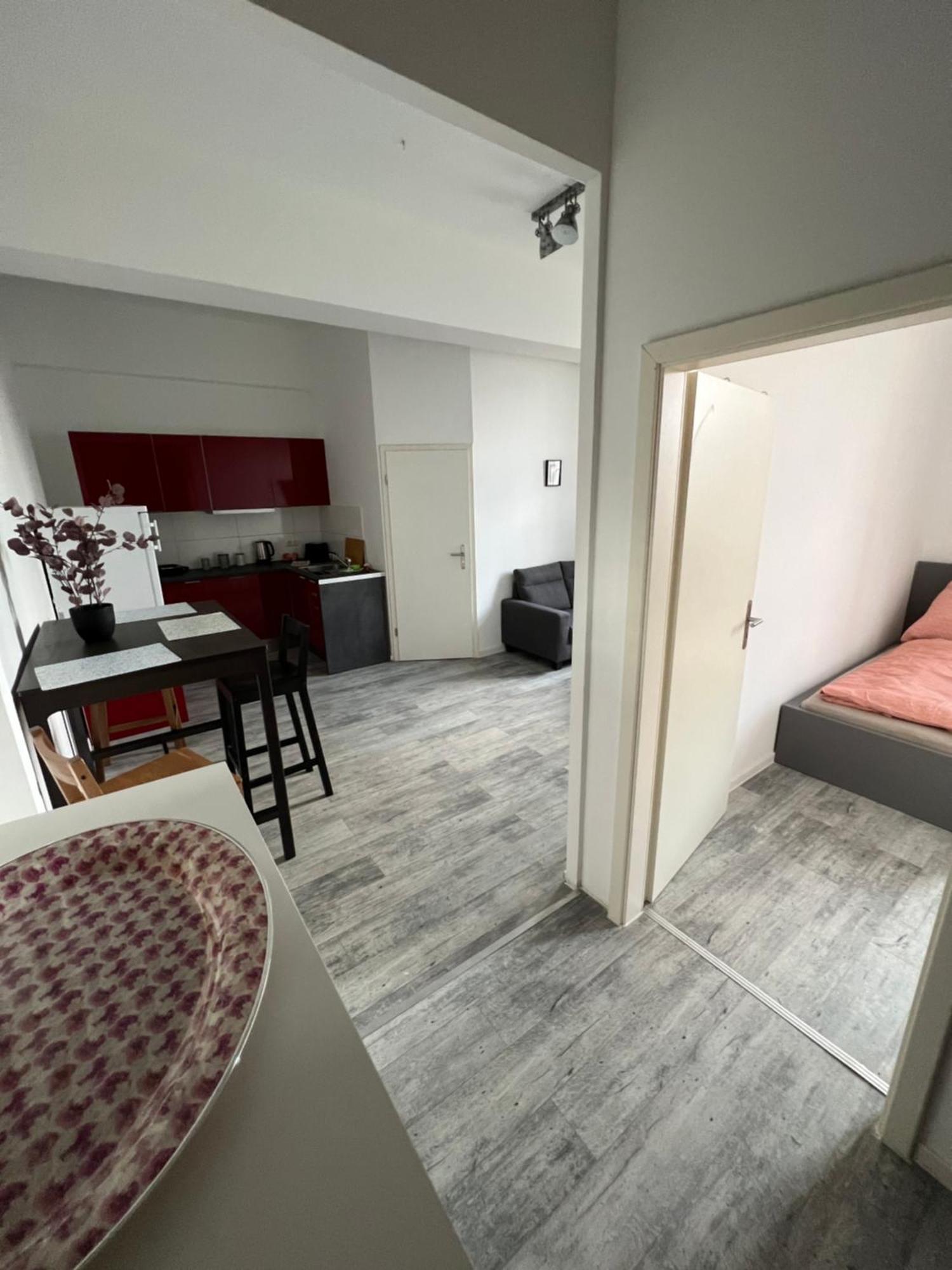 Viersen Schoene Apartments Am Duelkener Bahnhof المظهر الخارجي الصورة