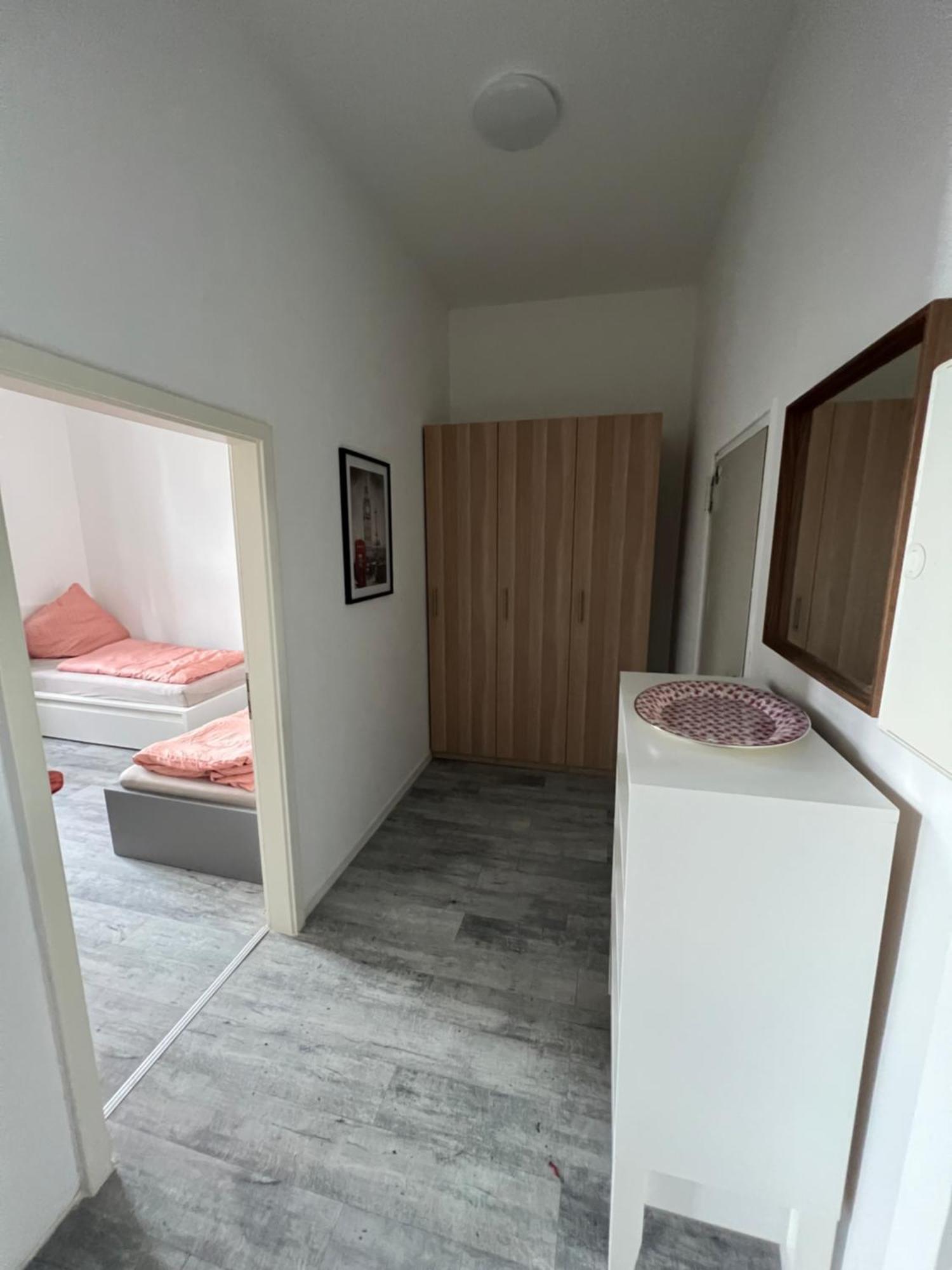 Viersen Schoene Apartments Am Duelkener Bahnhof المظهر الخارجي الصورة