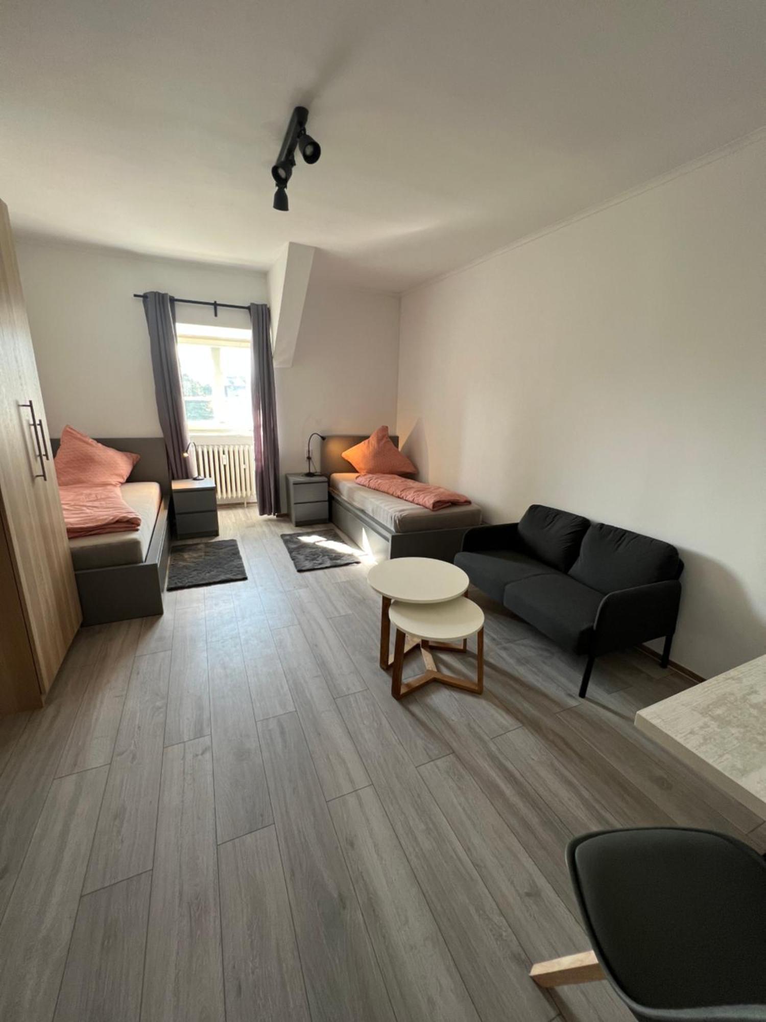 Viersen Schoene Apartments Am Duelkener Bahnhof المظهر الخارجي الصورة