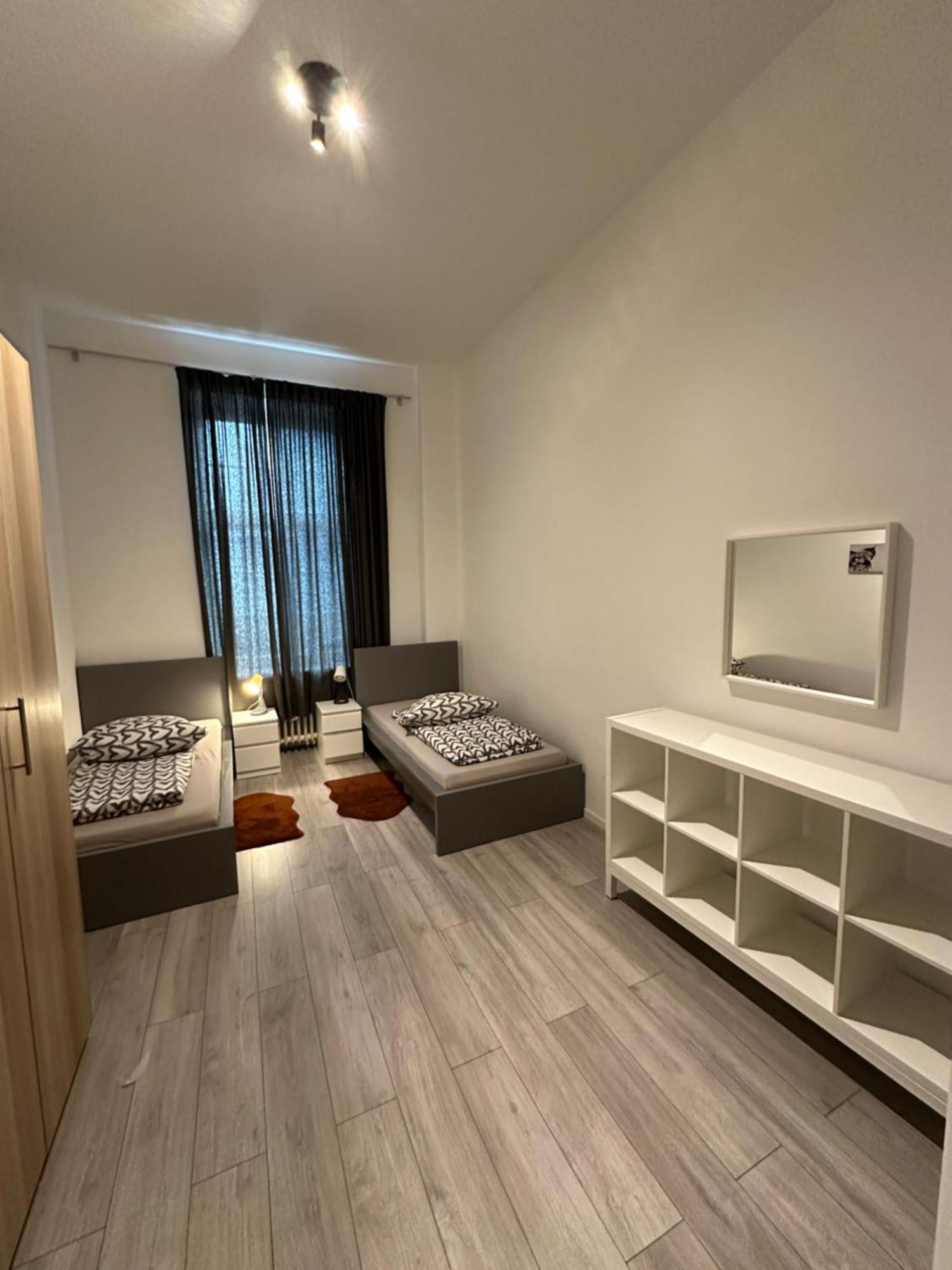 Viersen Schoene Apartments Am Duelkener Bahnhof المظهر الخارجي الصورة