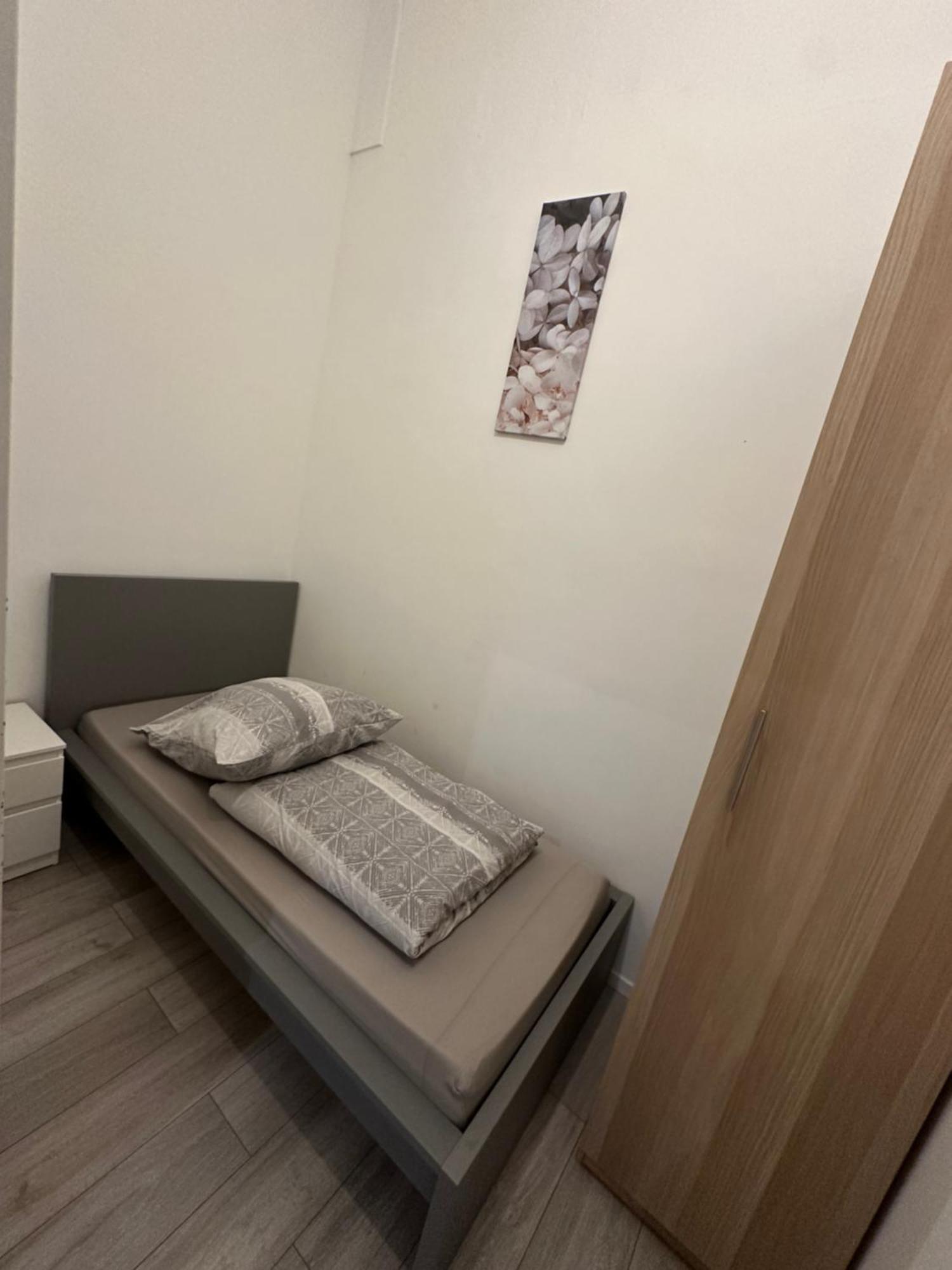 Viersen Schoene Apartments Am Duelkener Bahnhof المظهر الخارجي الصورة