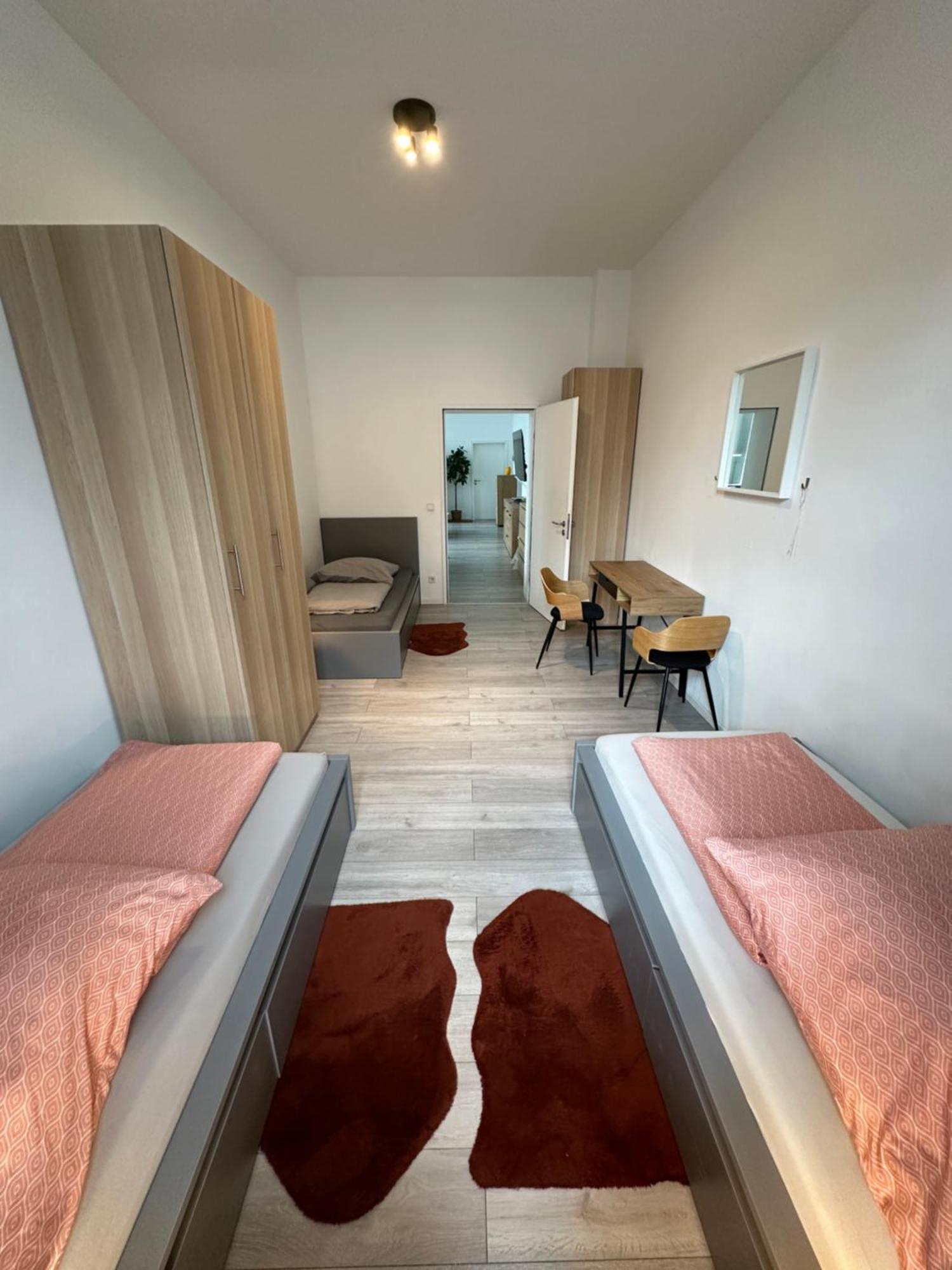 Viersen Schoene Apartments Am Duelkener Bahnhof المظهر الخارجي الصورة