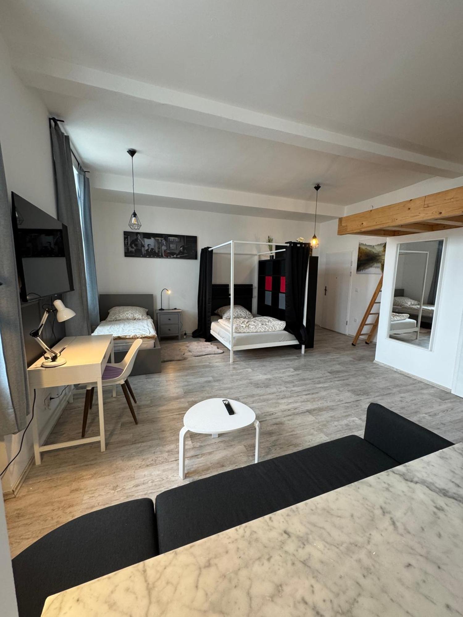 Viersen Schoene Apartments Am Duelkener Bahnhof المظهر الخارجي الصورة